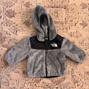 The North Face Infant Gray and Black Fleece Jacket